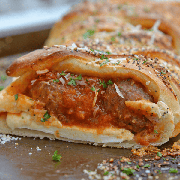 https://www.themeathousemarket.com/cdn/shop/products/grocery-meatball-stromboli-a-casa-14052057874485_600x.png?v=1609204849